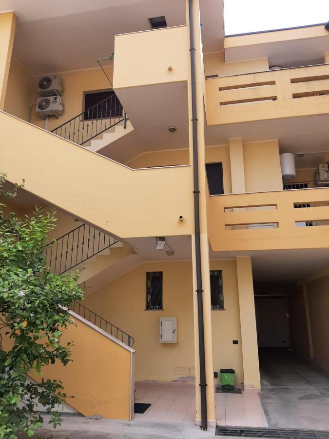 Guesthouse Loru Sestu Luaran gambar